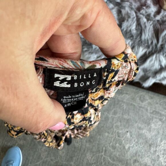 Black with white polkadot, My Michelle size medium blouse - Picture 5 of 6